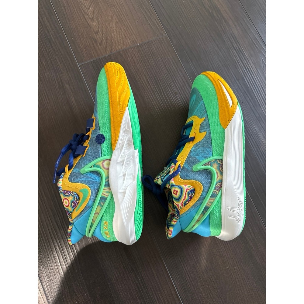 kyrie Irving 8 basketball shoes